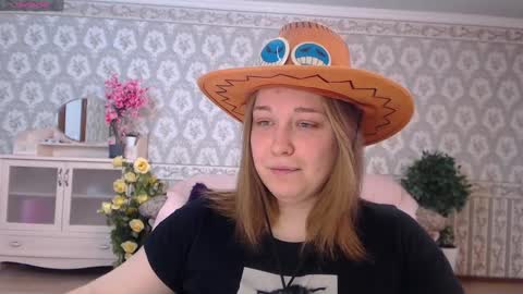 Snapshot of debramust chatting on December 30, 2024, 8:10 am debramust online show from December 30, 2024, 8:10 am