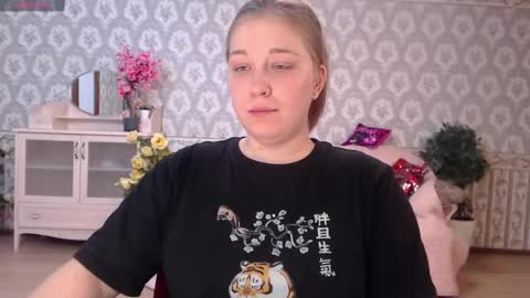 Snapshot of debramust chatting on January 2, 2025, 7:07 pm debramust online show from January 2, 2025, 7:07 pm