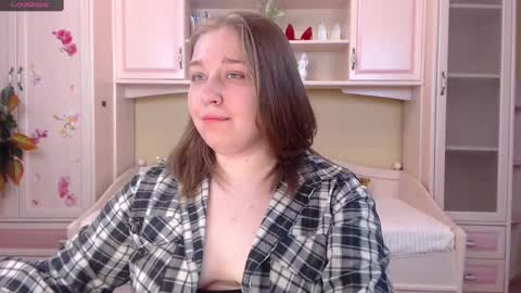 Snapshot of debramust chatting on January 14, 2025, 4:08 pm debramust online show from January 14, 2025, 4:08 pm