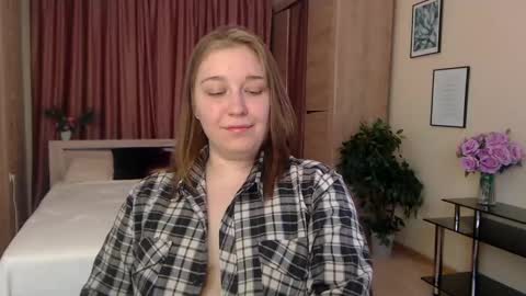 Snapshot of debramust chatting on January 17, 2025, 4:15 pm debramust online show from January 17, 2025, 4:15 pm