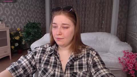 Snapshot of debramust chatting on February 23, 2025, 1:10 pm debramust online show from February 23, 2025, 1:10 pm