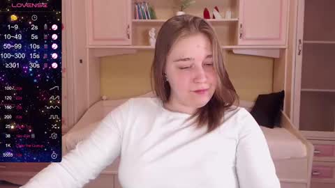 Snapshot of debramust chatting on March 8, 2025, 6:37 pm debramust online show from March 8, 2025, 6:37 pm