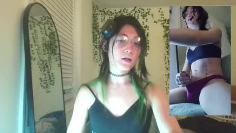 Snapshot of deciduousdoll chatting on November 3, 2025, 6:58 am deciduousdoll online show from November 3, 2025, 6:58 am