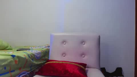 Snapshot of deconrios chatting on January 3, 2025, 4:00 am Santiago online show from January 3, 2025, 4:00 am