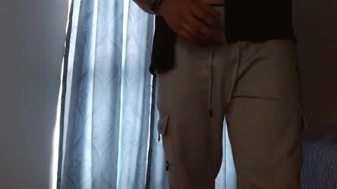 Snapshot of deconrios chatting on February 19, 2025, 4:44 pm Santiago online show from February 19, 2025, 4:44 pm