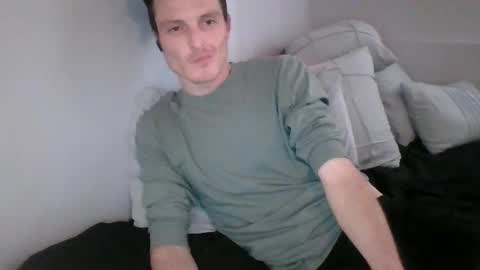 Dee4dayz online show from September 17, 2025, 7:59 pm