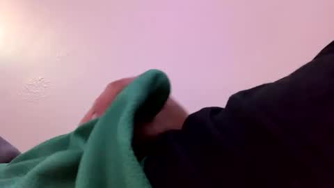 Snapshot of deepinthewave chatting on October 2, 2025, 5:47 am Dee online show from October 2, 2025, 5:47 am