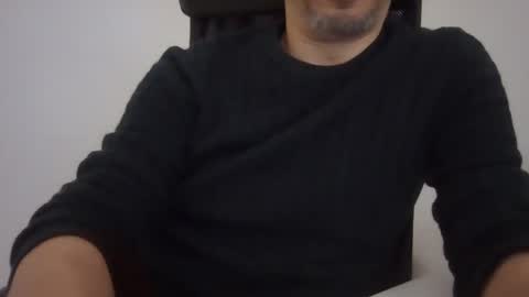 Snapshot of deeply_shallow chatting on February 25, 2025, 6:31 pm deeply_shallow online show from February 25, 2025, 6:31 pm