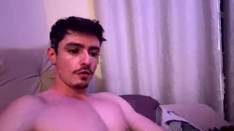 Snapshot of deepwhite2003 chatting on October 6, 2025, 10:40 pm deepwhite2003 online show from October 6, 2025, 10:40 pm