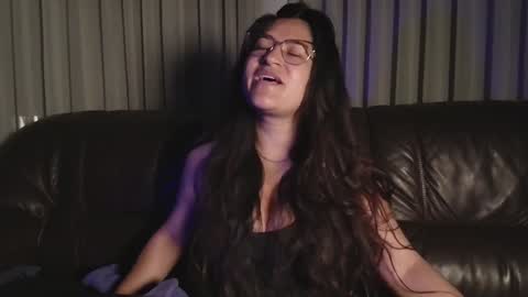 Snapshot of deesseluxure_ chatting on February 2, 2025, 7:52 am Andre online show from February 2, 2025, 7:52 am