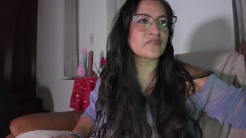 Snapshot of deesseluxure_ chatting on November 12, 2025, 3:29 am Andre online show from November 12, 2025, 3:29 am