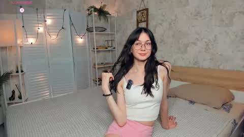 Amy online show from November 15, 2025, 7:43 pm