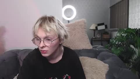 deficitt online show from December 23, 2024, 8:36 pm