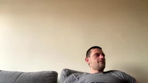 Snapshot of defloy chatting on January 1, 2025, 12:33 pm Defloy online show from January 1, 2025, 12:33 pm