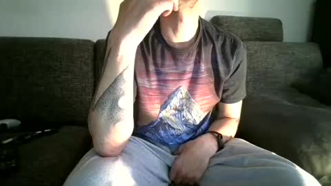 Snapshot of degrandis chatting on May 9, 2026, 11:15 am Luka Magic online show from May 9, 2026, 11:15 am