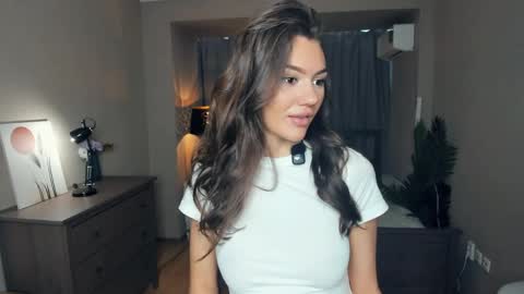 Snapshot of deidreluer chatting on April 5, 2026, 8:55 am Laura online show from April 5, 2026, 8:55 am