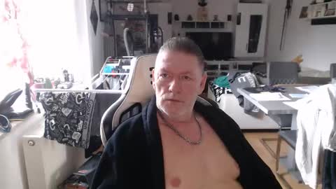 Snapshot of deinprinz2312 chatting on February 24, 2026, 9:40 am deinprinz2312 online show from February 24, 2026, 9:40 am