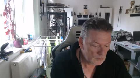 Snapshot of deinprinz2312 chatting on March 15, 2026, 9:15 am deinprinz2312 online show from March 15, 2026, 9:15 am
