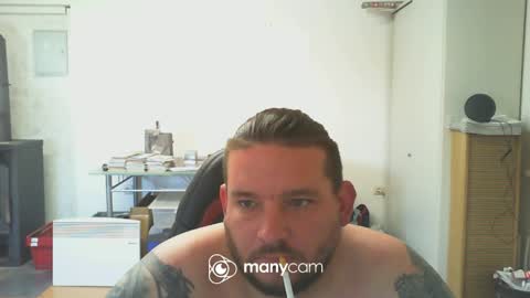 deinspielzeug87 online show from April 19, 2026, 1:54 pm