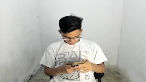 deivi_colins online show from October 6, 2025, 10:07 pm