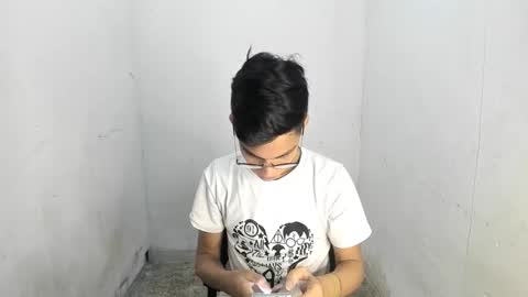 deivi_colins online show from November 16, 2025, 10:26 pm