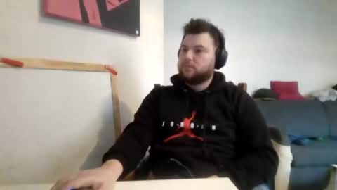 Snapshot of dekumate chatting on February 11, 2025, 11:43 am dekumate online show from February 11, 2025, 11:43 am