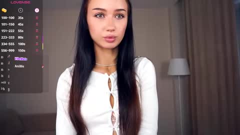 Snapshot of delanakimbral chatting on September 17, 2025, 7:54 am Hello everyone Im Tessa Make yourself comfortable. Were going to have fun together online show from September 17, 2025, 7:54 am