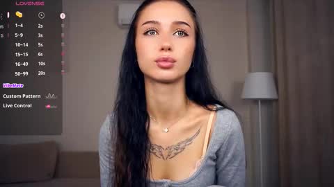 Snapshot of delanakimbral chatting on September 19, 2025, 8:49 am Hello everyone Im Tessa Make yourself comfortable. Were going to have fun together online show from September 19, 2025, 8:49 am