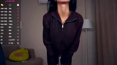 Snapshot of delanakimbral chatting on September 30, 2025, 7:46 am Hello everyone Im Tessa Make yourself comfortable. Were going to have fun together online show from September 30, 2025, 7:46 am