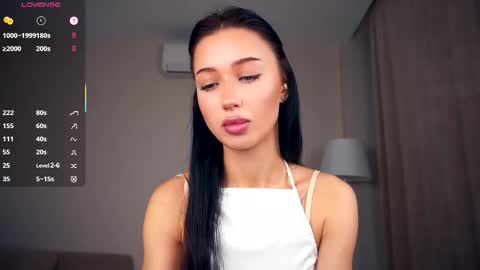 Snapshot of delanakimbral chatting on October 15, 2025, 7:30 am Hello everyone Im Tessa Make yourself comfortable. Were going to have fun together online show from October 15, 2025, 7:30 am