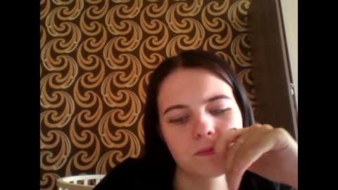 Kiki online show from July 20, 2026, 6:17 am
