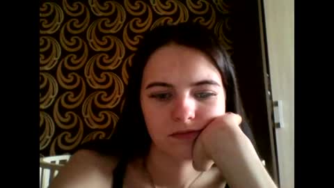 Kiki online show from July 22, 2026, 5:32 am