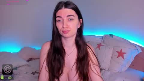 Snapshot of delicious_mila chatting on February 9, 2025, 2:29 pm Mila online show from February 9, 2025, 2:29 pm