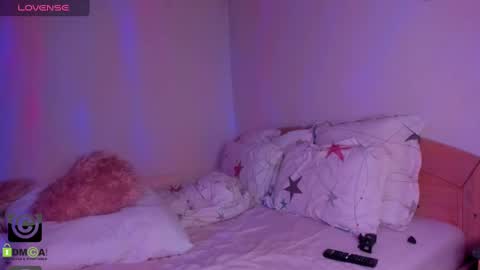 Snapshot of delicious_mila chatting on March 10, 2025, 5:43 am Mila online show from March 10, 2025, 5:43 am