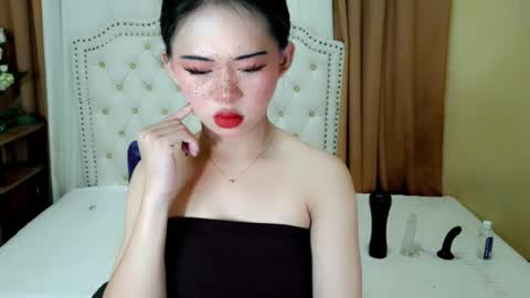 Sophie online show from June 23, 2026, 5:16 am