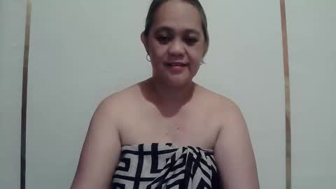 Snapshot of deliciousmel4u chatting on April 24, 2026, 11:51 pm mel online show from April 24, 2026, 11:51 pm