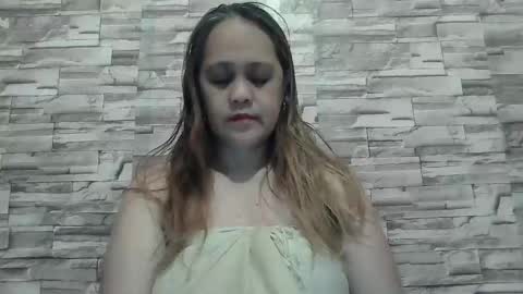 Snapshot of deliciousmel4u chatting on May 1, 2026, 9:25 am mel online show from May 1, 2026, 9:25 am
