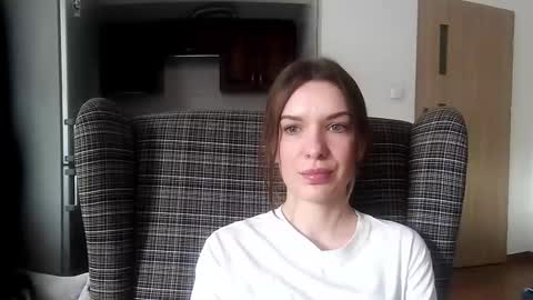 Aurora online show from February 27, 2025, 10:48 am