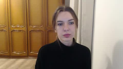 Aurora online show from November 20, 2025, 6:57 am