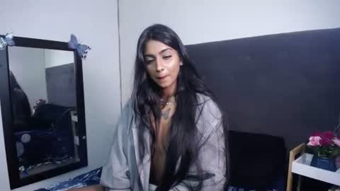 Snapshot of delilah_blazee chatting on April 21, 2026, 3:24 am Delilah Blaze online show from April 21, 2026, 3:24 am