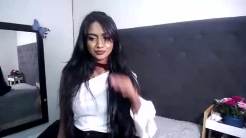 Snapshot of delilah_blazee chatting on May 20, 2026, 6:03 pm Delilah Blaze online show from May 20, 2026, 6:03 pm
