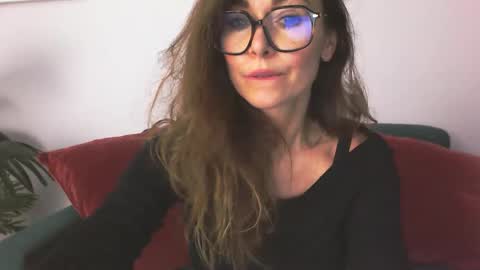 Snapshot of delilah_sweet chatting on November 6, 2025, 2:51 pm delilah_sweet online show from November 6, 2025, 2:51 pm