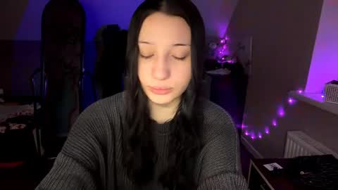 Milana  online show from May 20, 2026, 5:19 pm