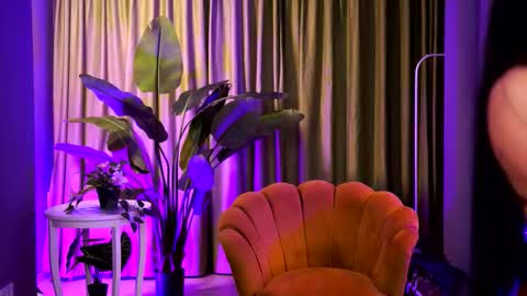 Delilah online show from March 21, 2026, 8:34 pm