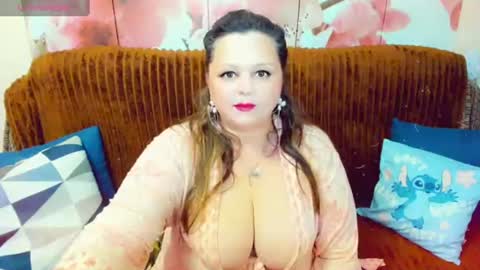 Snapshot of delinnia chatting on June 22, 2026, 12:13 pm Margo online show from June 22, 2026, 12:13 pm