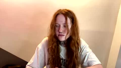 Snapshot of dellastraley chatting on July 17, 2026, 11:06 am Aneka online show from July 17, 2026, 11:06 am
