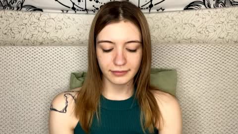 Sia online show from April 1, 2026, 1:41 pm