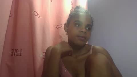 Snapshot of delphineee chatting on April 14, 2026, 10:21 am delphine online show from April 14, 2026, 10:21 am