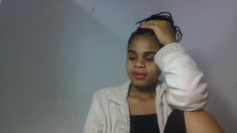 delphine online show from July 21, 2026, 10:06 am