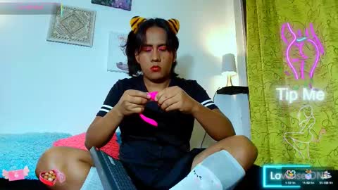 Snapshot of dember_osohot chatting on March 4, 2025, 5:53 am dember_osohot online show from March 4, 2025, 5:53 am